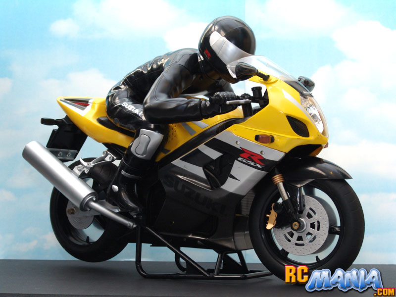tyco-gsxr1000-2.jpg